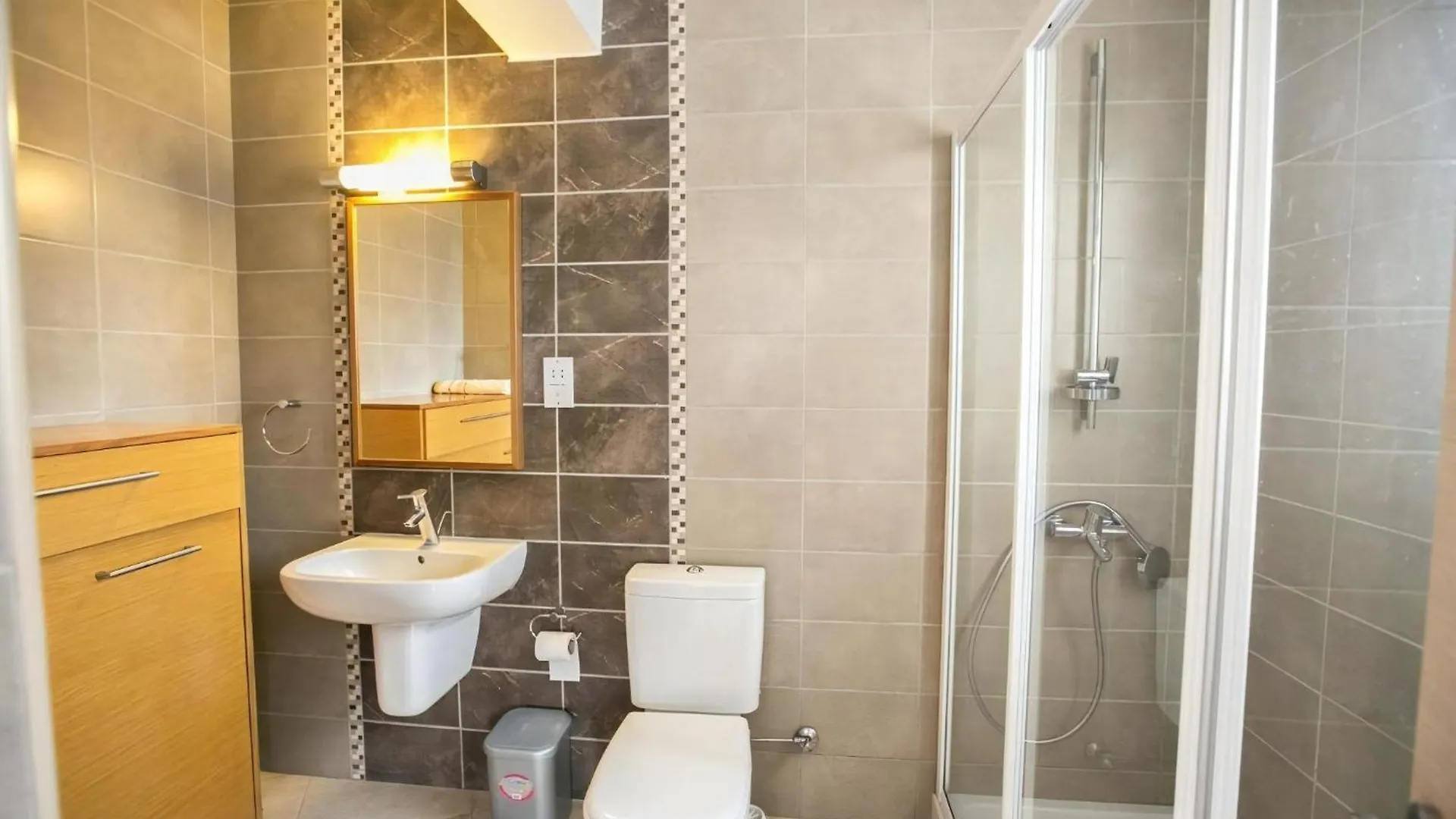 Apt Lasonos Asimi - Luxury 3 Bedroom Appartment - Protaras Apt With Communal Pool On Fig Tree Bay 0*,  Cyprus